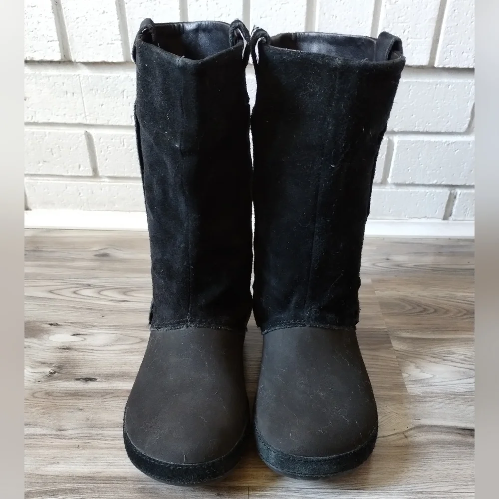 Crocs Berryessa Tall Suede Mid Calf Boot Black Women's Size 5